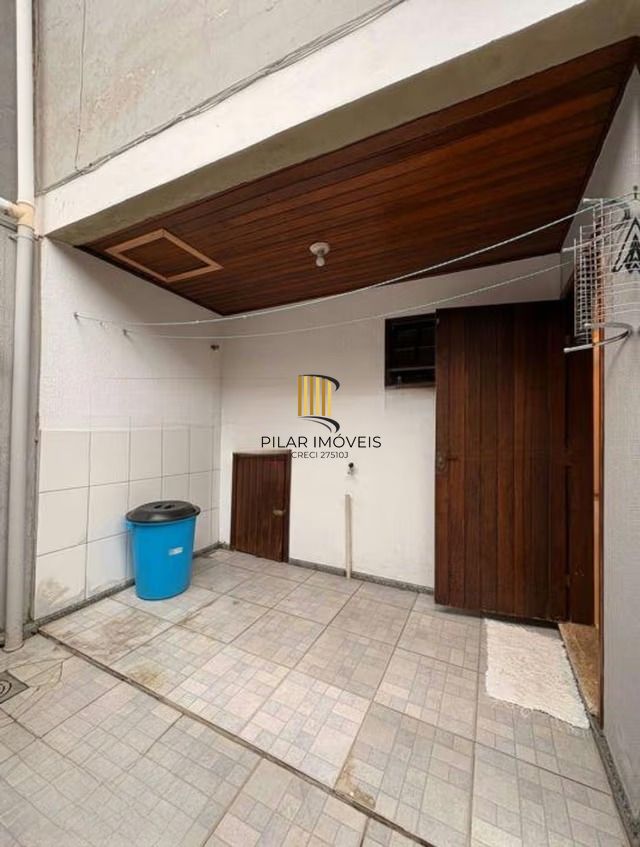 Casa de 3 dormitórios e 1 vaga de garagem em cachoeirinha.