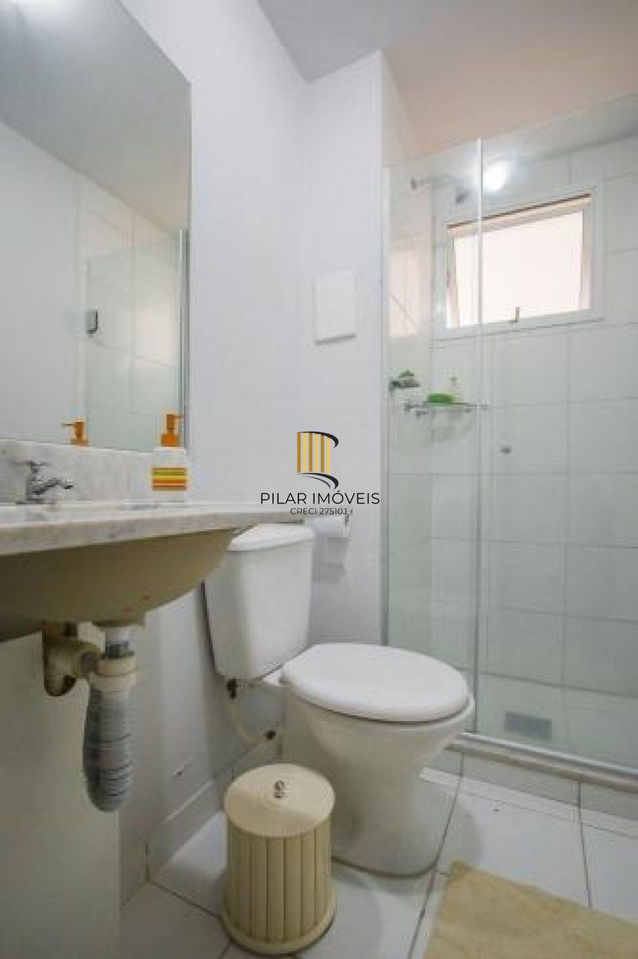 Apartamento com 3 quartos, vaga de garagem e elevador No Bairro Morro Santana