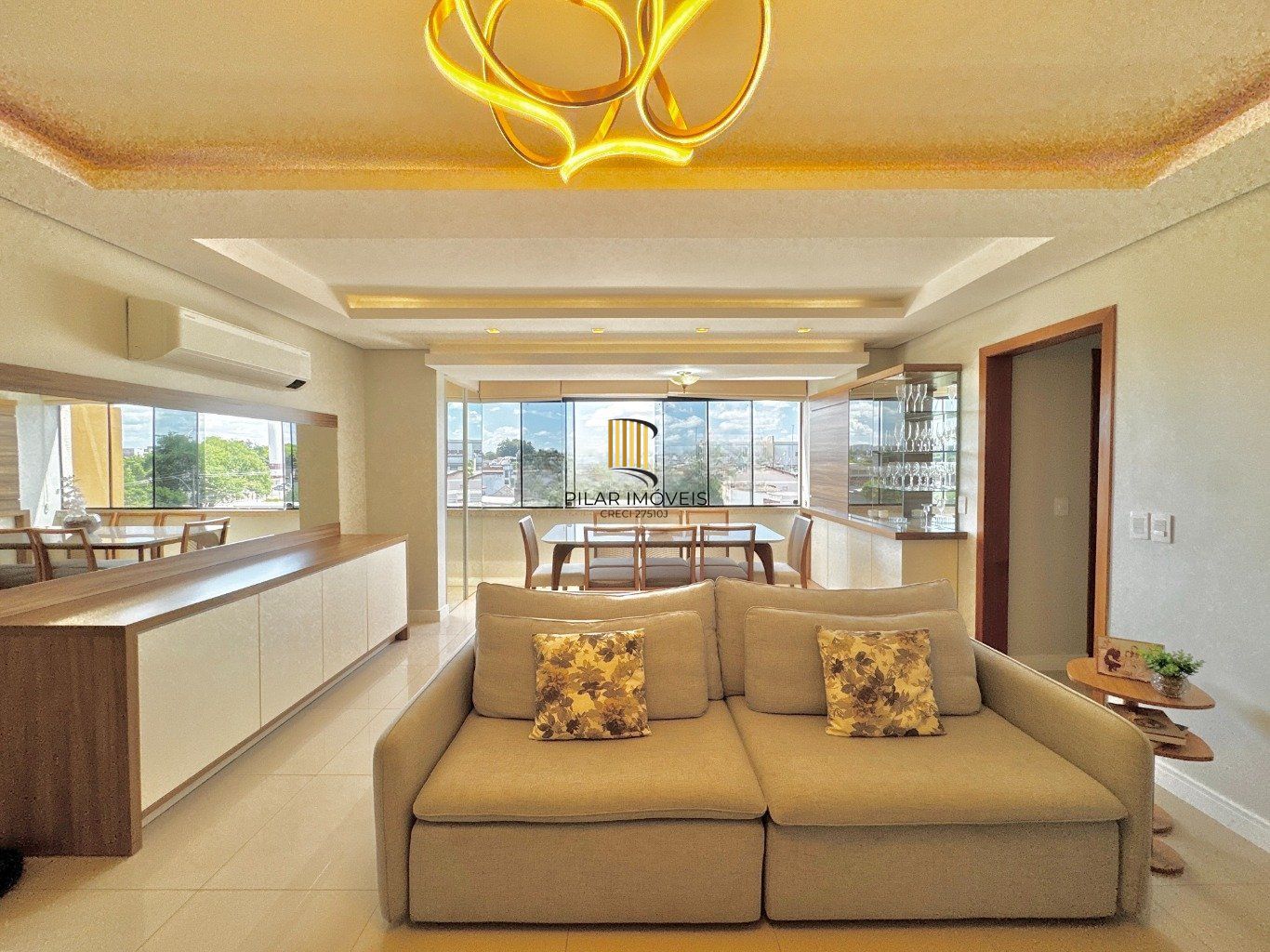Apartamento de 3 dormitórios, elevador e 1 vaga de garagem em Canoas.