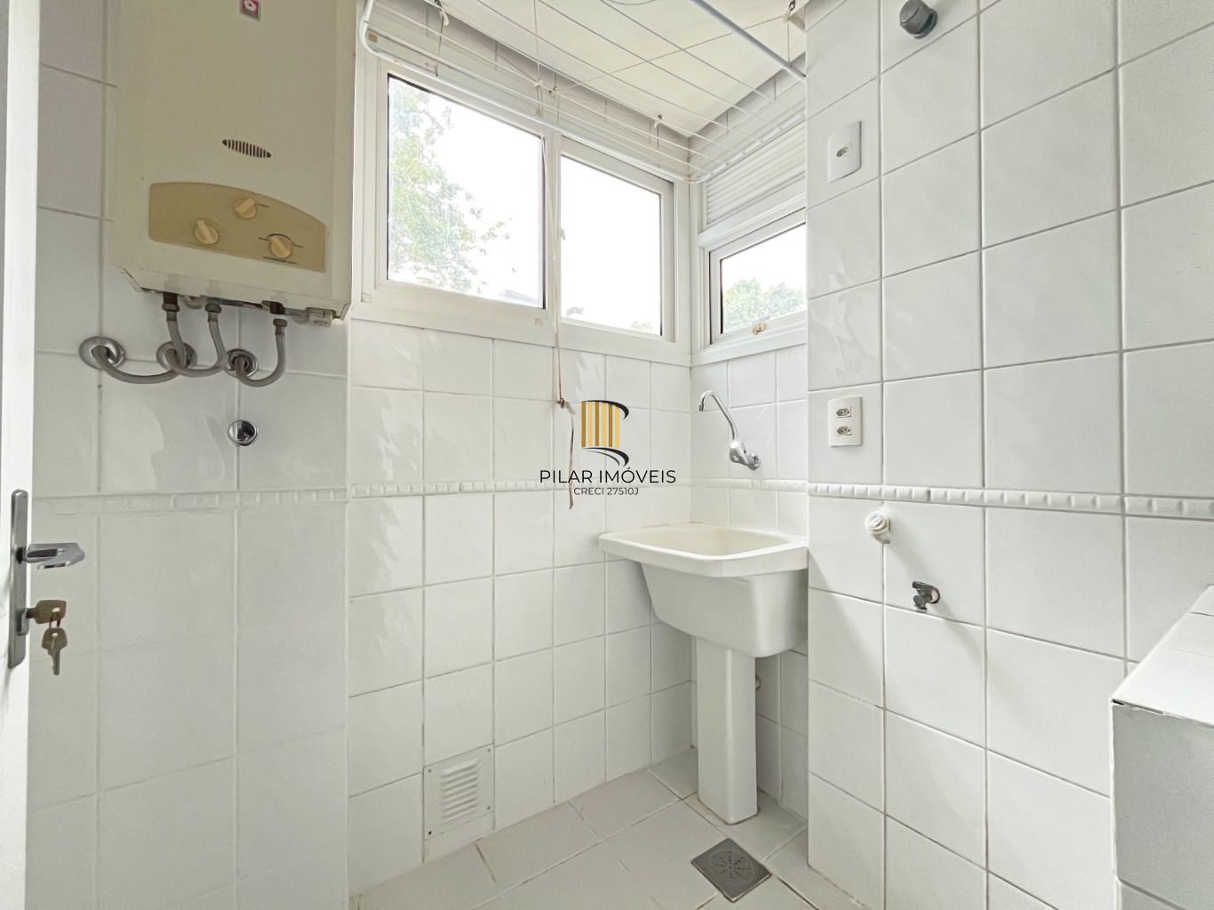 Apartamento com 3 Quartos, 1 suite e 1 vaga à Venda no bairro Tristeza.