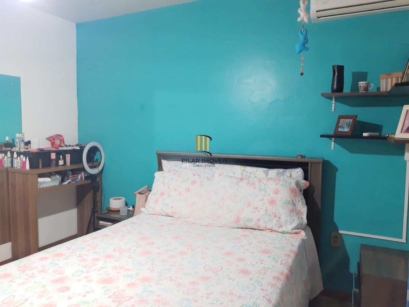 Casa com 3 quartos e 2 vagas de garagem coberta em Cachoerinha.