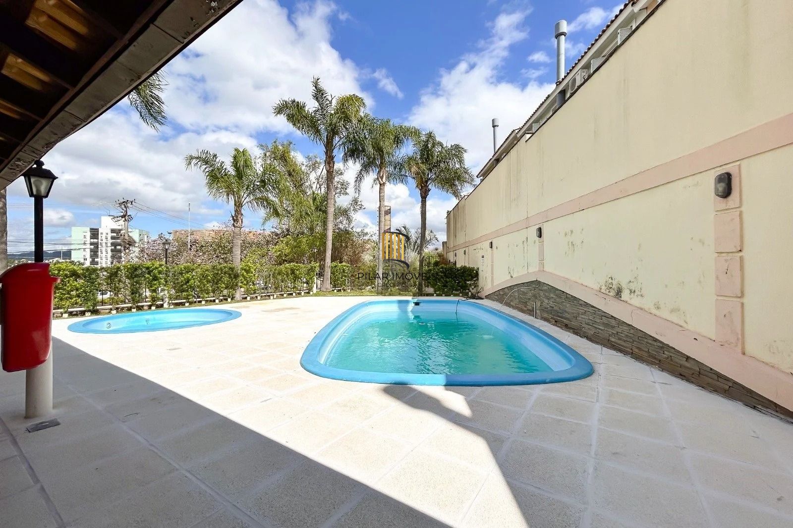 Casa cem condomínio com 2 dormitórios, 1 suite, 2 vagas no bairro Cavalhada