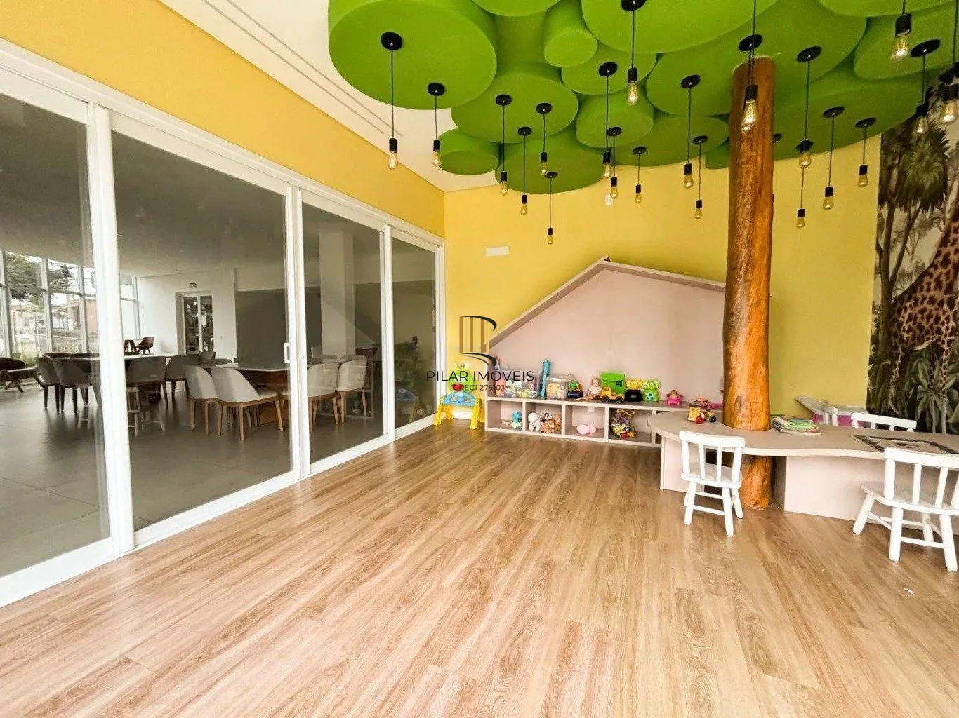 Apartamento de 2 dormitórios, elevador de 1 vaga de garagem em Canoas.