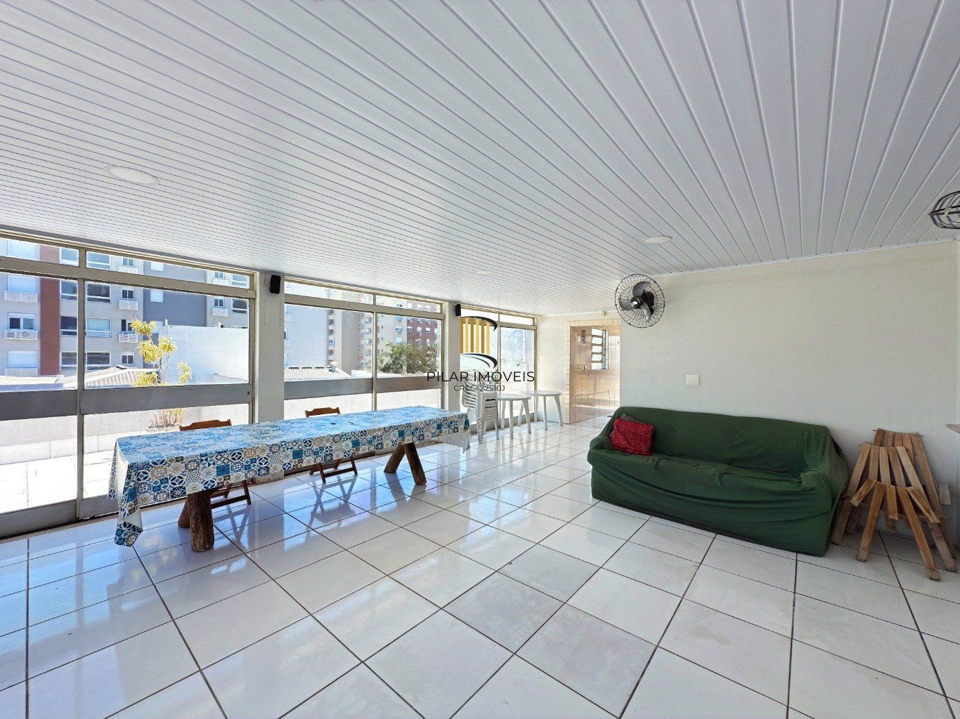 Apartamento com 2 quartos e 1 vaga a venda no bairro Passo da Areia