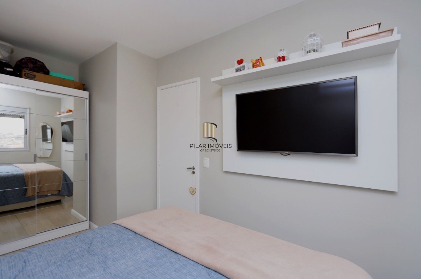 Apartamento com 2 quartos e 48m² à venda em Glória.