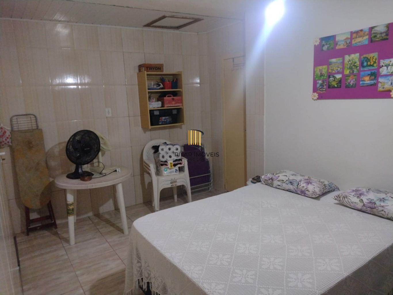 Casa de 3 Quartos e 2 Vagas de garagem em Cachoeirinha.