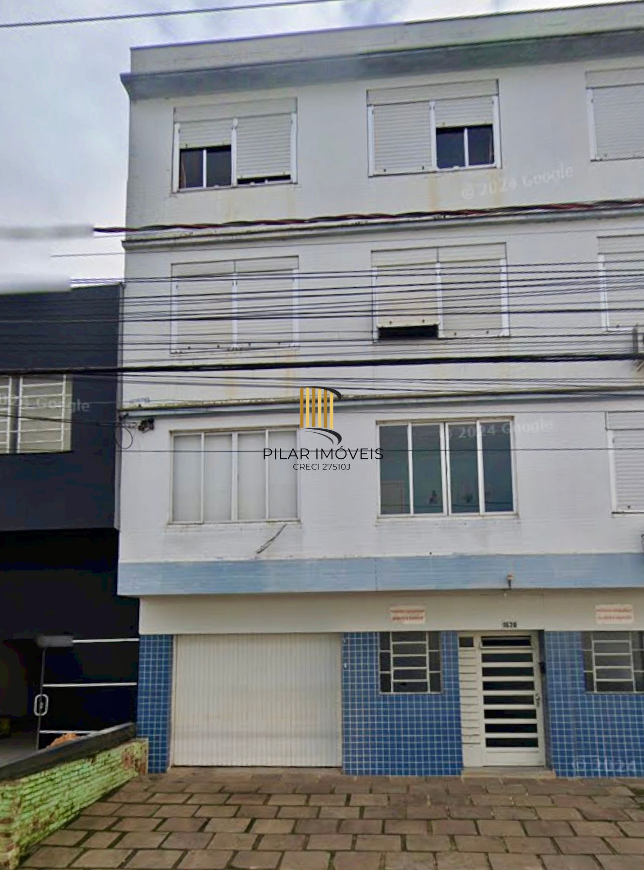 Apartamento de 2 dormitórios 67m2 com vaga rotativa Bairro Navegantes