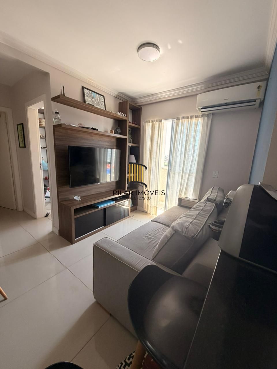 Apartamento mobiliado de 2 quartos no bairro Teresópolis