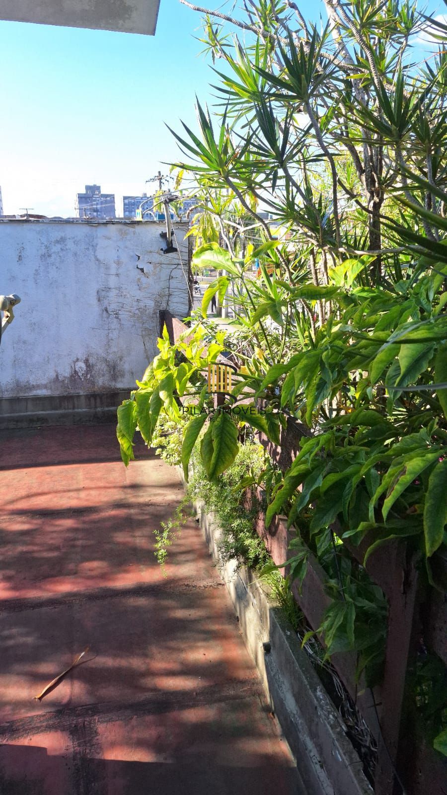 Casa com piscina 4 quartos e 2 vagas no Bairro Jardim Itu