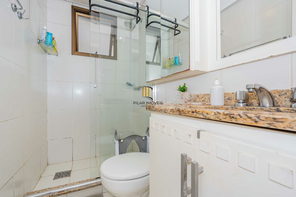 Apartamento com 3 quartos 2 vagas e elevador e gás central no Bairro Santana