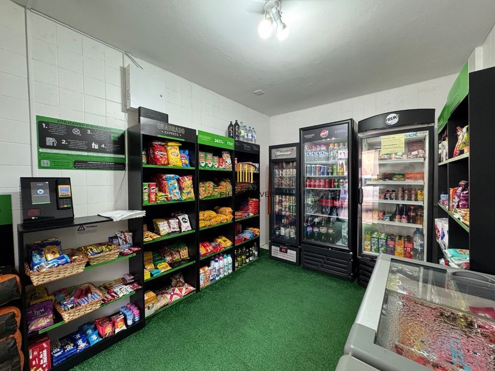 Apartamento com 2 quartos, vaga e sacada e churrasqueira no bairro Sarandi