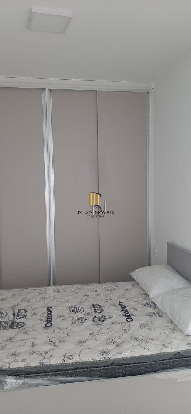 Apartamento com 1  Dormitório com piscina e Elevador no Centro de Canoas.