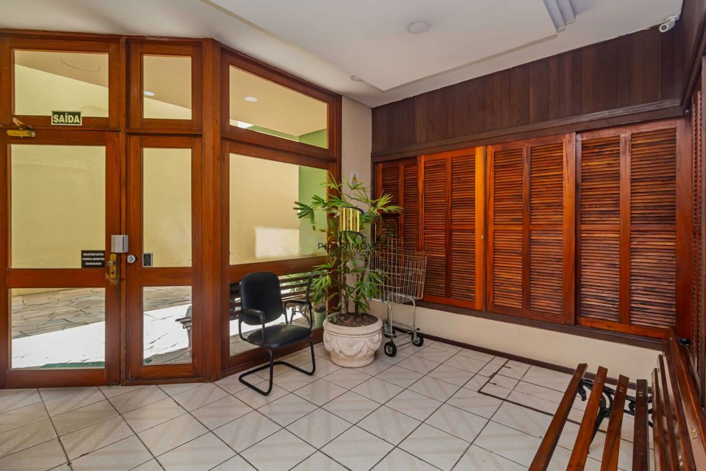 Apartamento 2 dormitórios, 1 vaga, churrasqueira  e 77m² na José do Patrocinio.