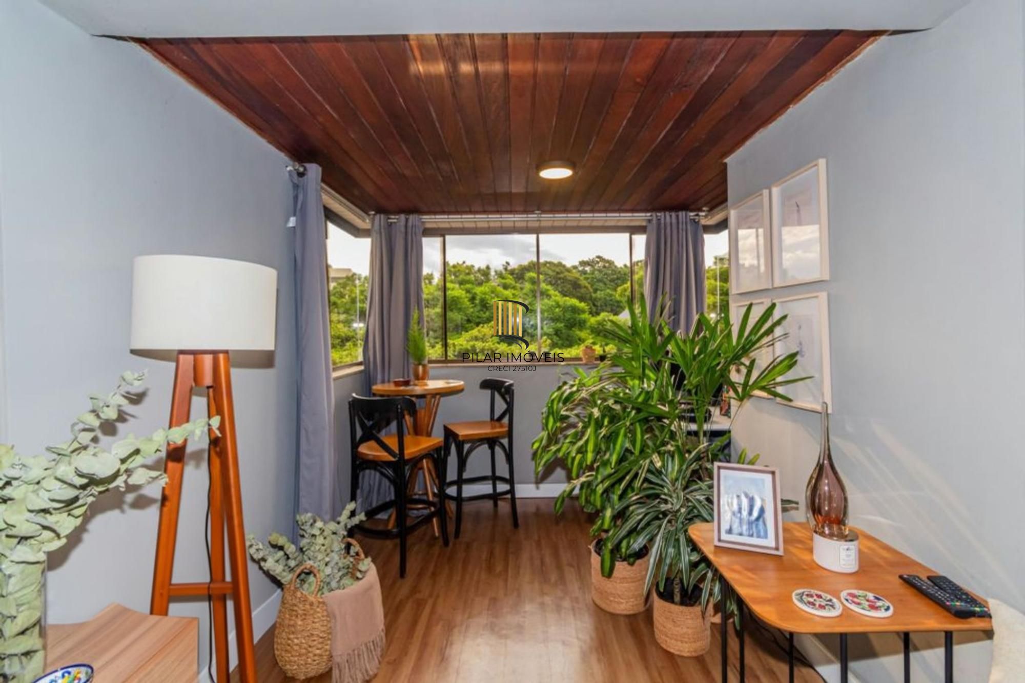 Cobertura semi mobiliada 1 dormitório bairro Cristo Redentor - Pilar Imóveis