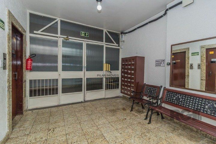 Apartamento com 2 quartos e elevador no bairro Centro Historico