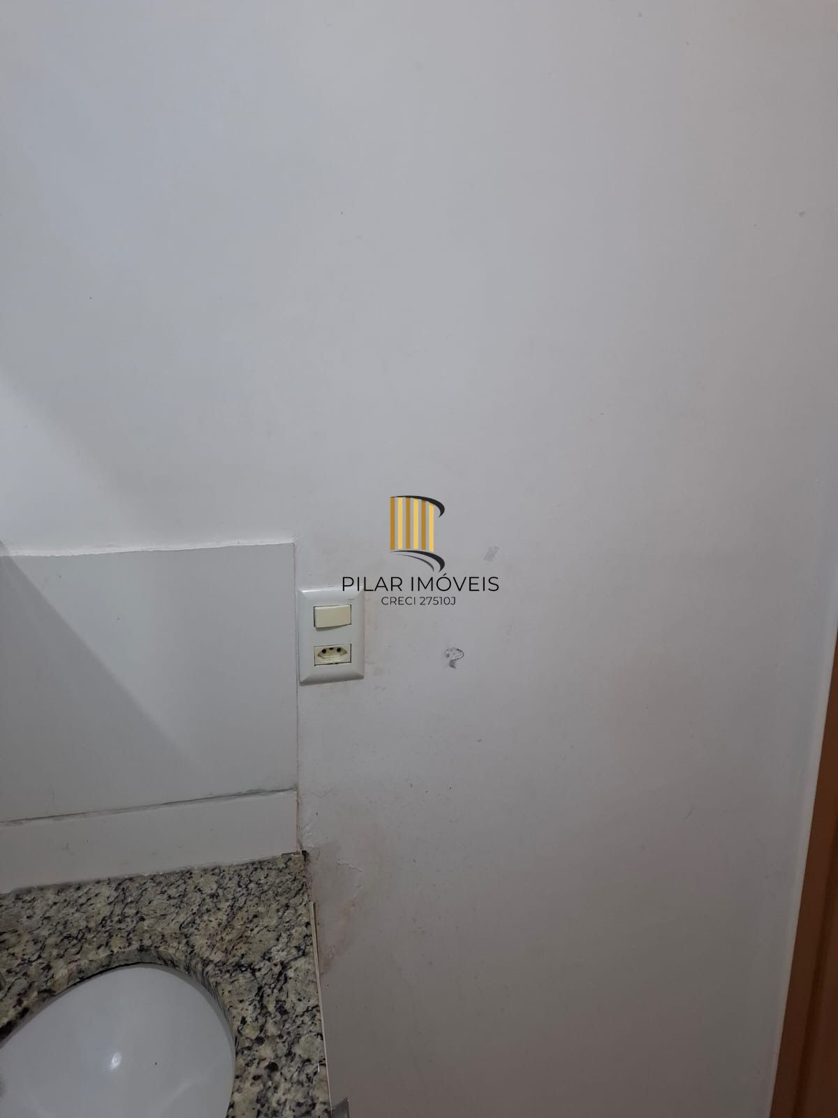 Apartamento 2 dormitórios 1 vaga no condomínio Laçador, Jardim Leopoldina