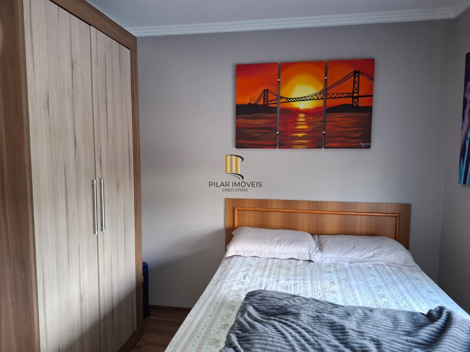 Casa de condomínio com 2 quartos, vaga e pátio no bairro parque Santa Fe