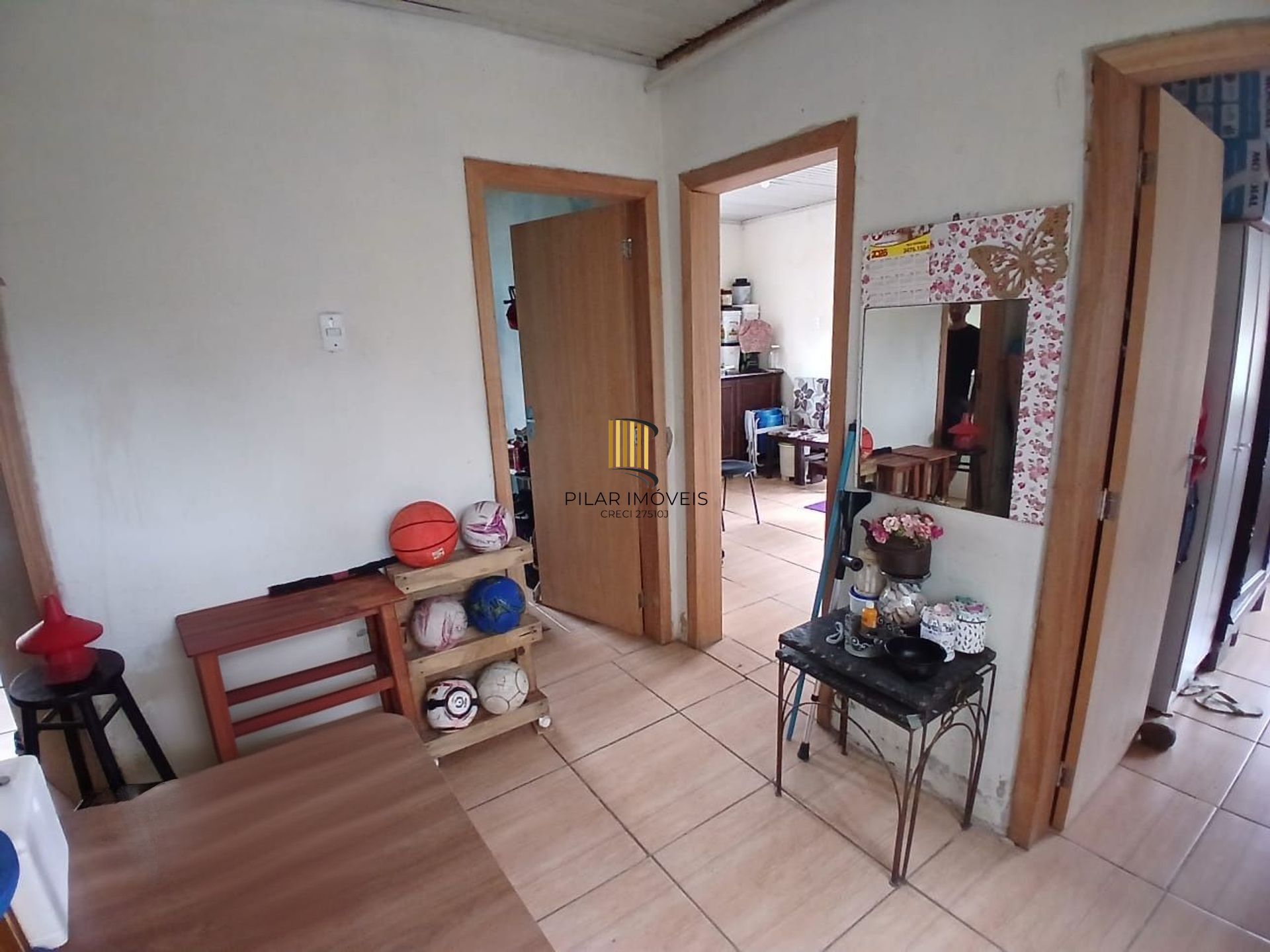 Casa de 3 dormitórios e 2 vagas de garagem em canoas.