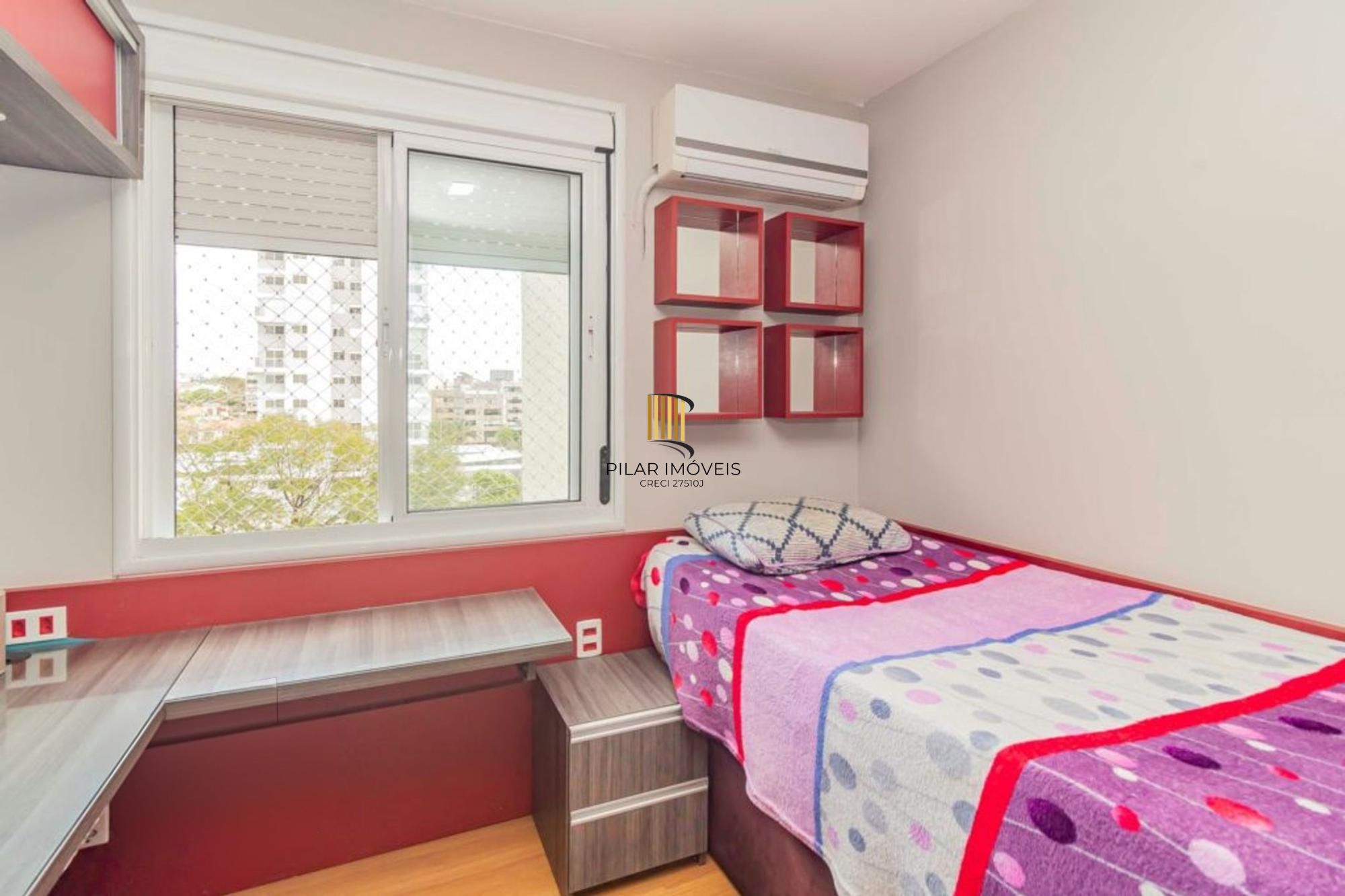 Apartamento com 2 quartos, vaga de garagem e elevador  no bairro Passo da Areia