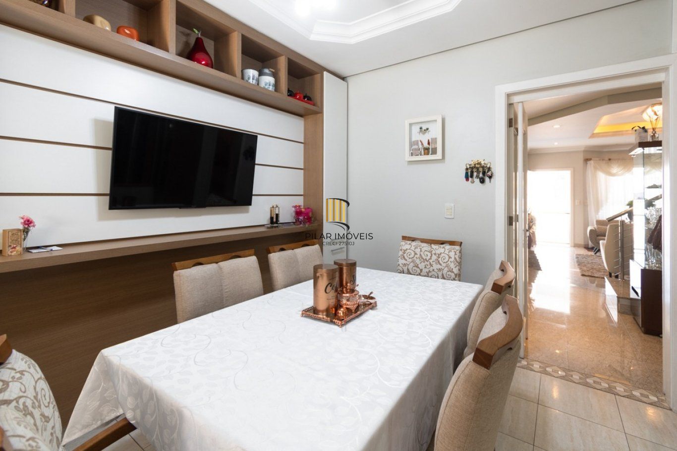 Casa Sobrado 3 dormitórios com suíte, piscina e sótão no Ecoville