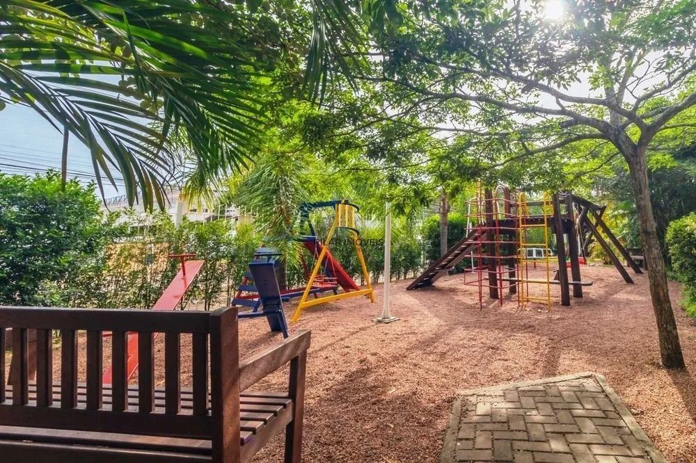 Casa de 2 dormitórios e 2 vagas de garagem em Canoas.