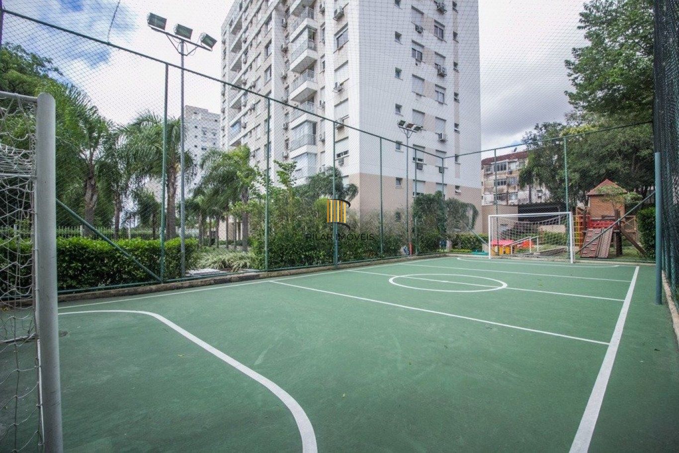 Apartamento com 3 quartos, 1 Suíte, 2 vagas e 83m² à venda em Jardim Lindóia.