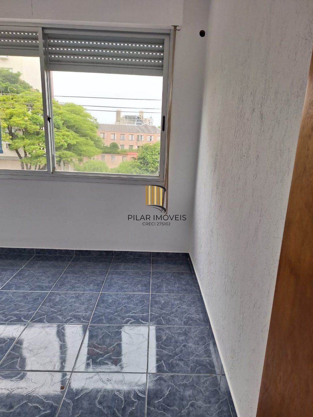 Apartamento à venda com 3 dormitórios 94 m² no bairro Menino Deus