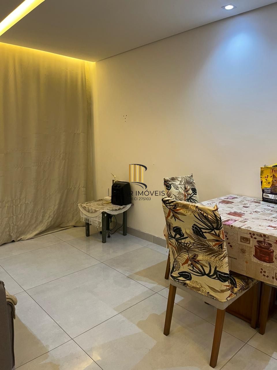 Apartamento 2 quartos térreo 1 vaga Jardim Leopoldina em Porto Alegre