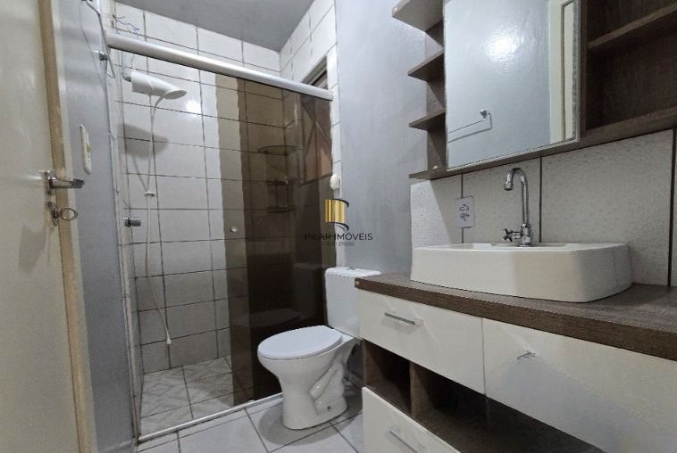 Casa em condomínio fechado de 3 dormitórios,2 vagas no bairro Parque Santa Fé.