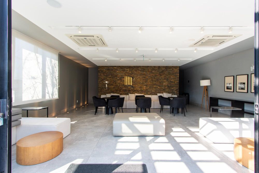 Apartamento semi mobiliado de 3 dormitórios no bairro Pedra Redonda