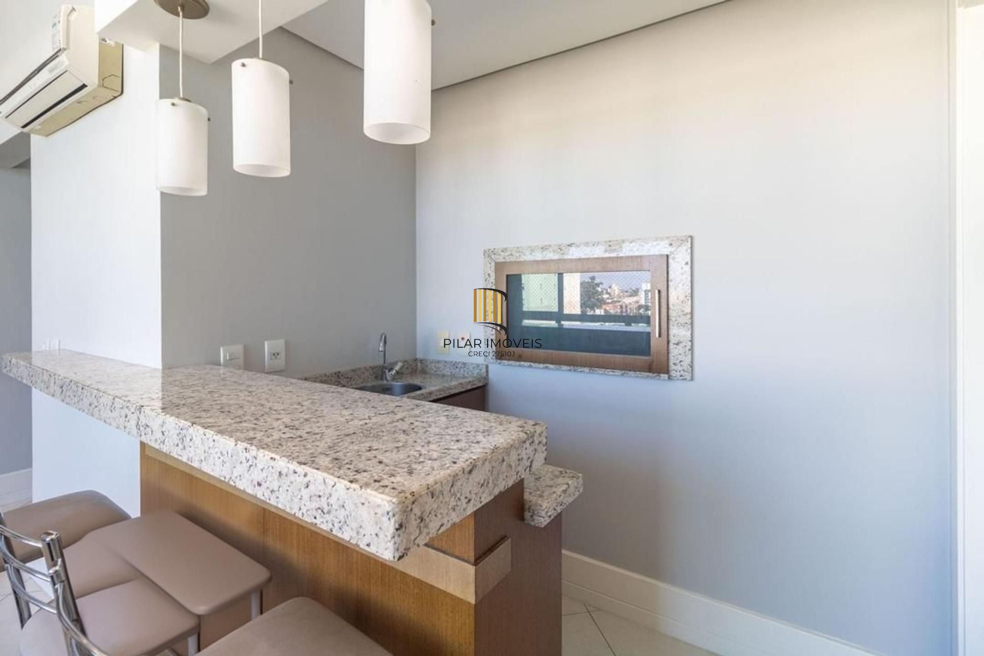 Apartamento 3 quartos, 3 suítes, elevador e 3 vagas bairro Passo da Areia.