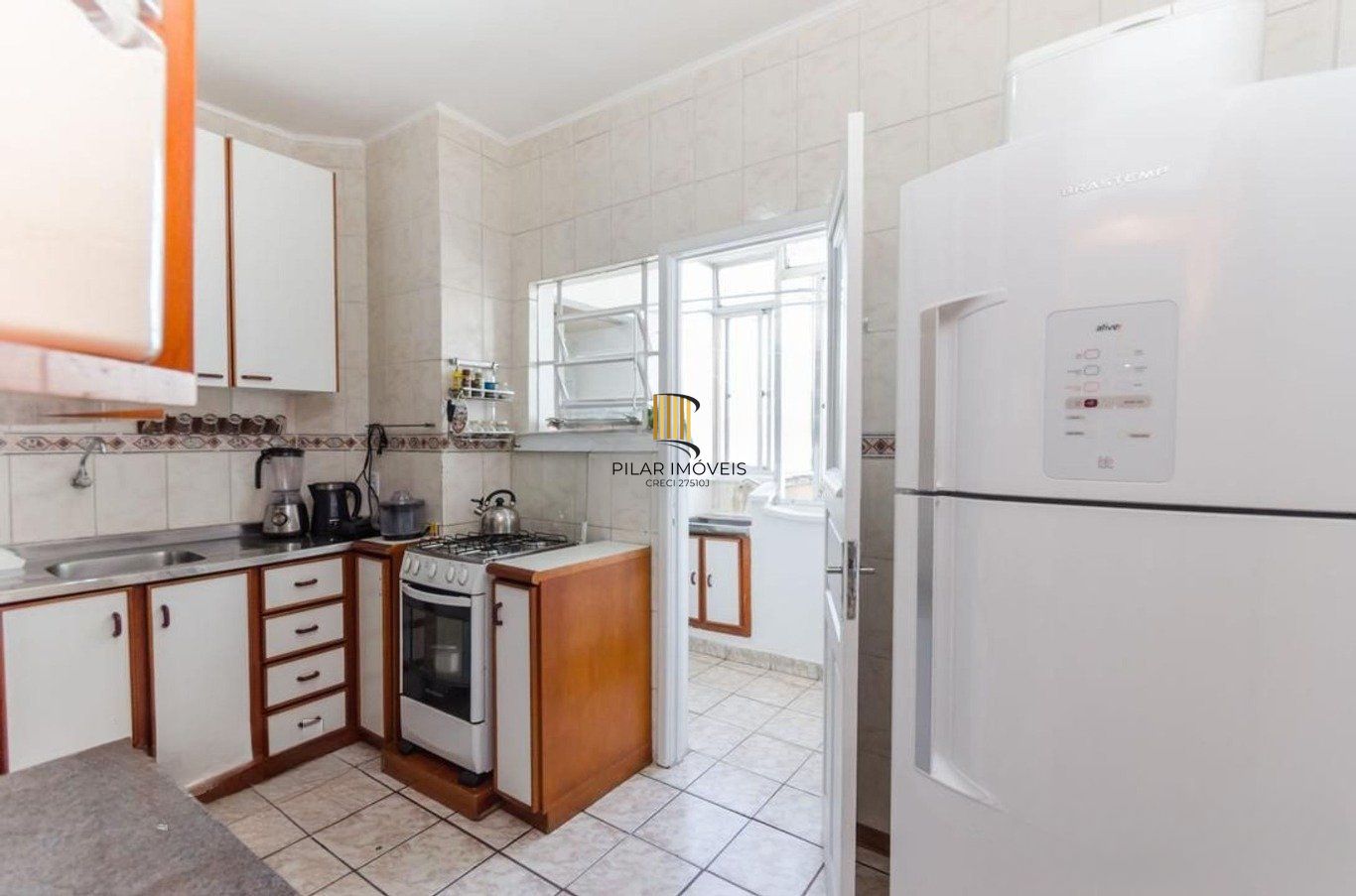 Apartamento com 3 dormitórios em prédio com elevador no Bairro Santa Cecília