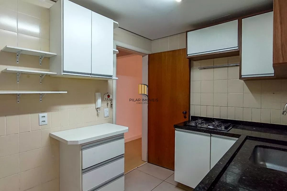 Apartamento com 3 Dormitórios, elevador vaga e 2 Sacadas no Menino Deus