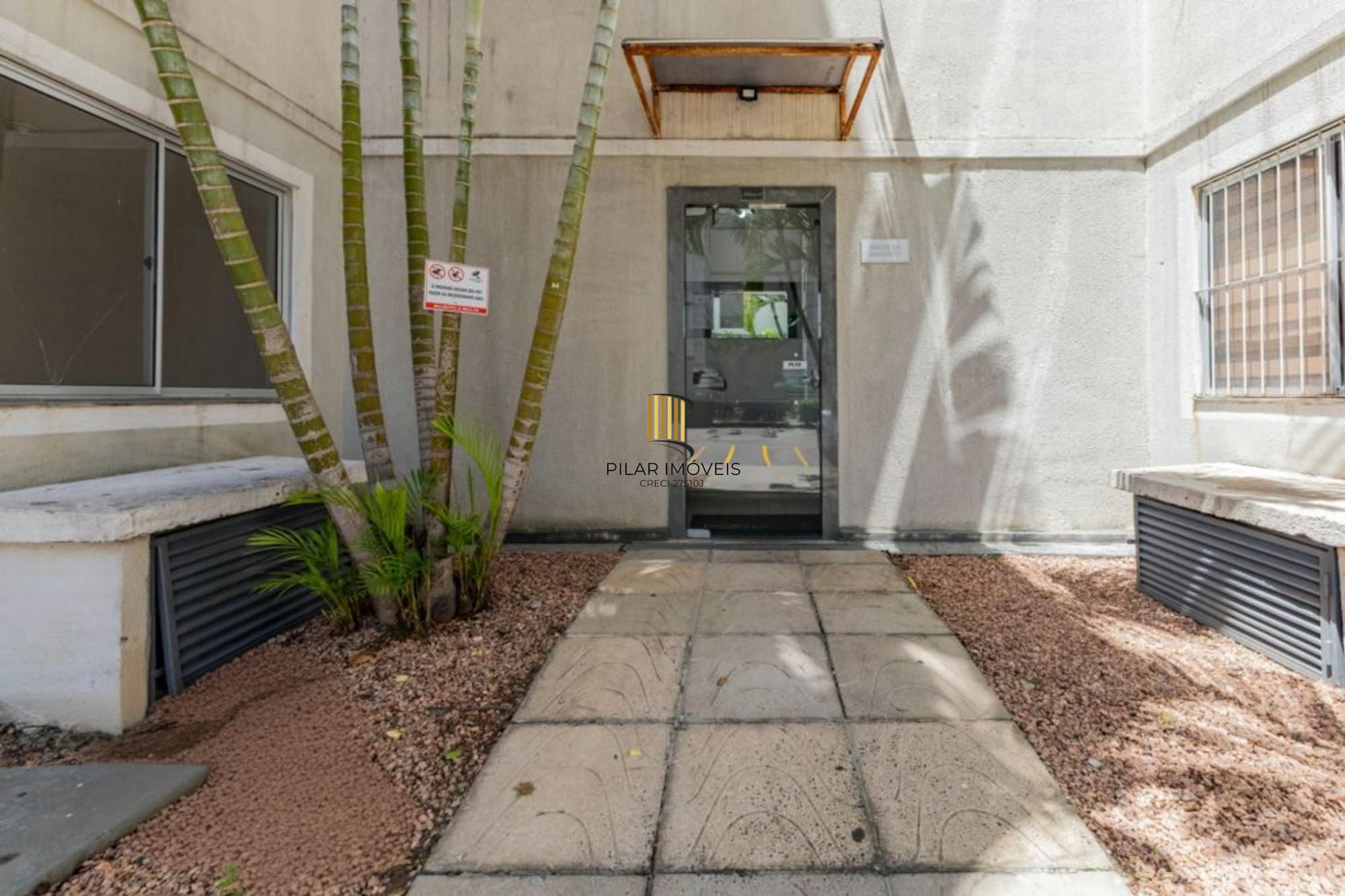 Apartamento de 2 dormitórios, 1 vaga de garagem no bairro Igara em Canoas.