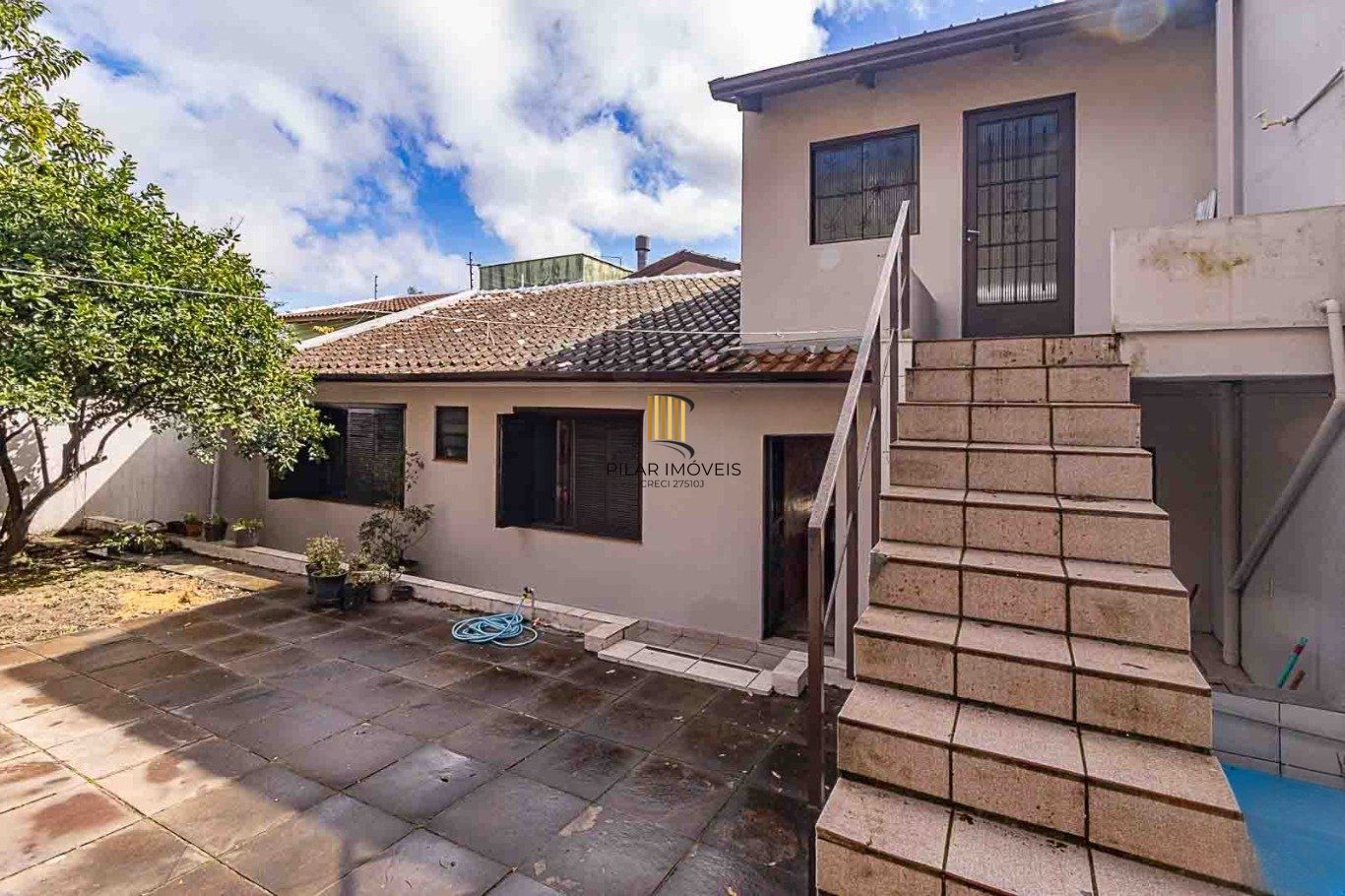 Casa de 3 dormitório no bairro Jardim do Salso