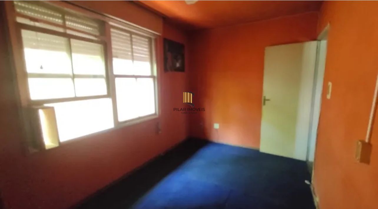 Casa com 3 Quartos e 3 banheiros à Venda, 120 m² por R$ 390.000