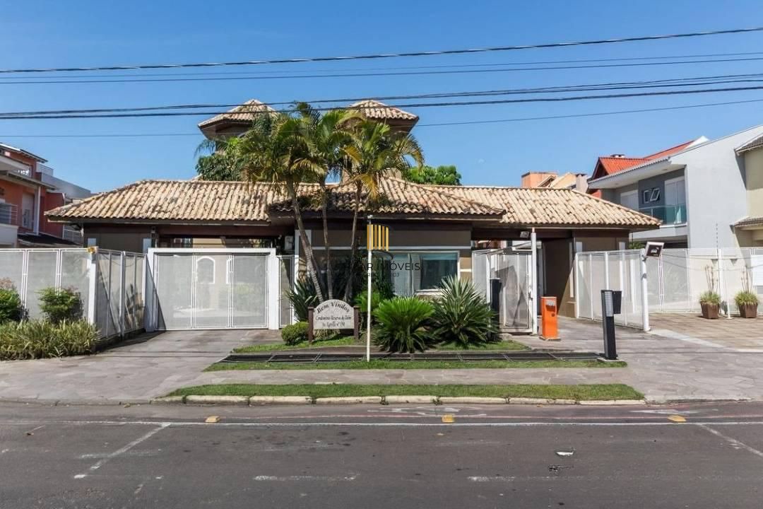 Casa em Condomínio com 3 quartos, 1 suíte e 288m² à venda no Ecoville.