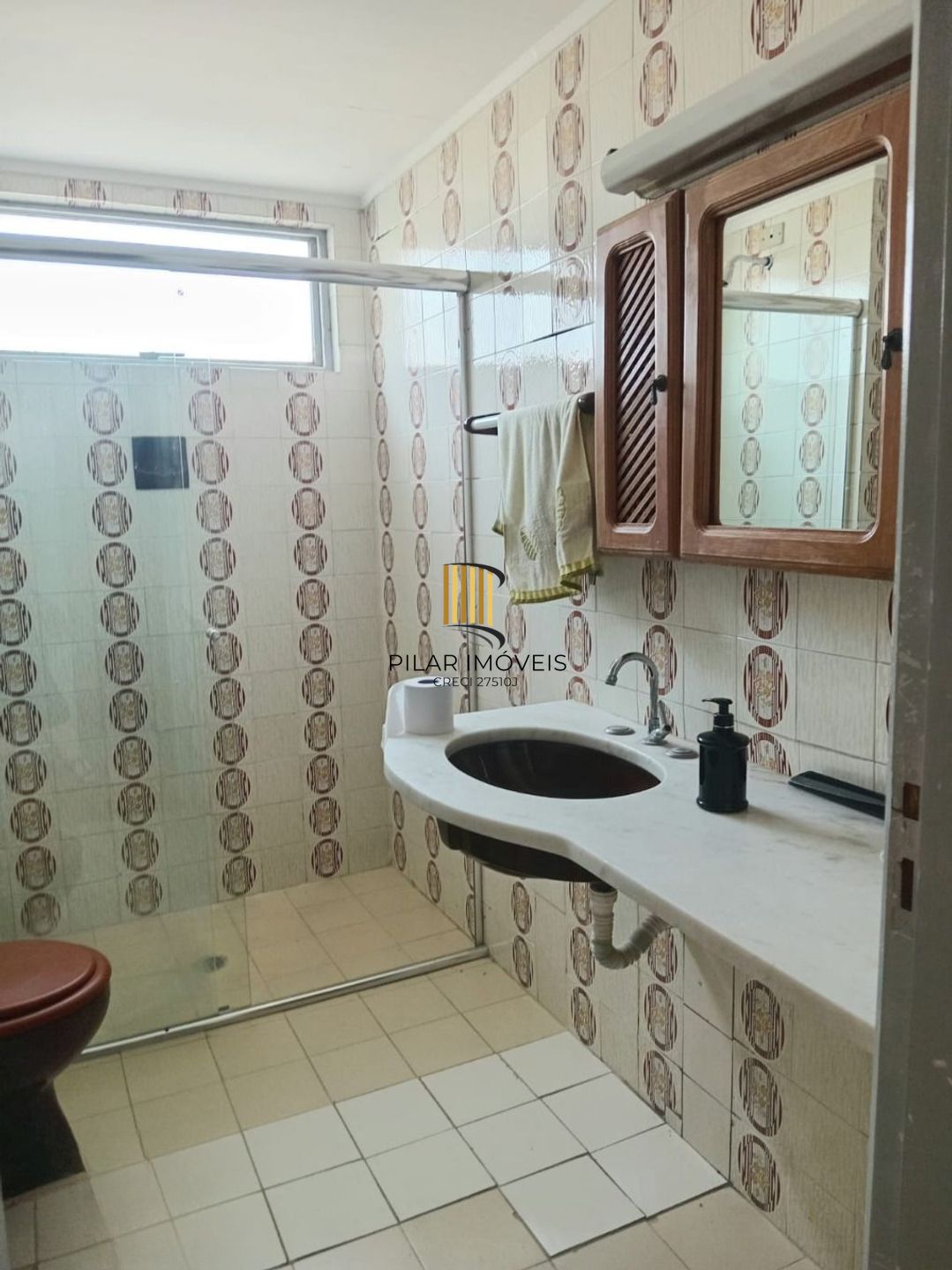 Apartamento de 2 quartos e elevador em Canoas.