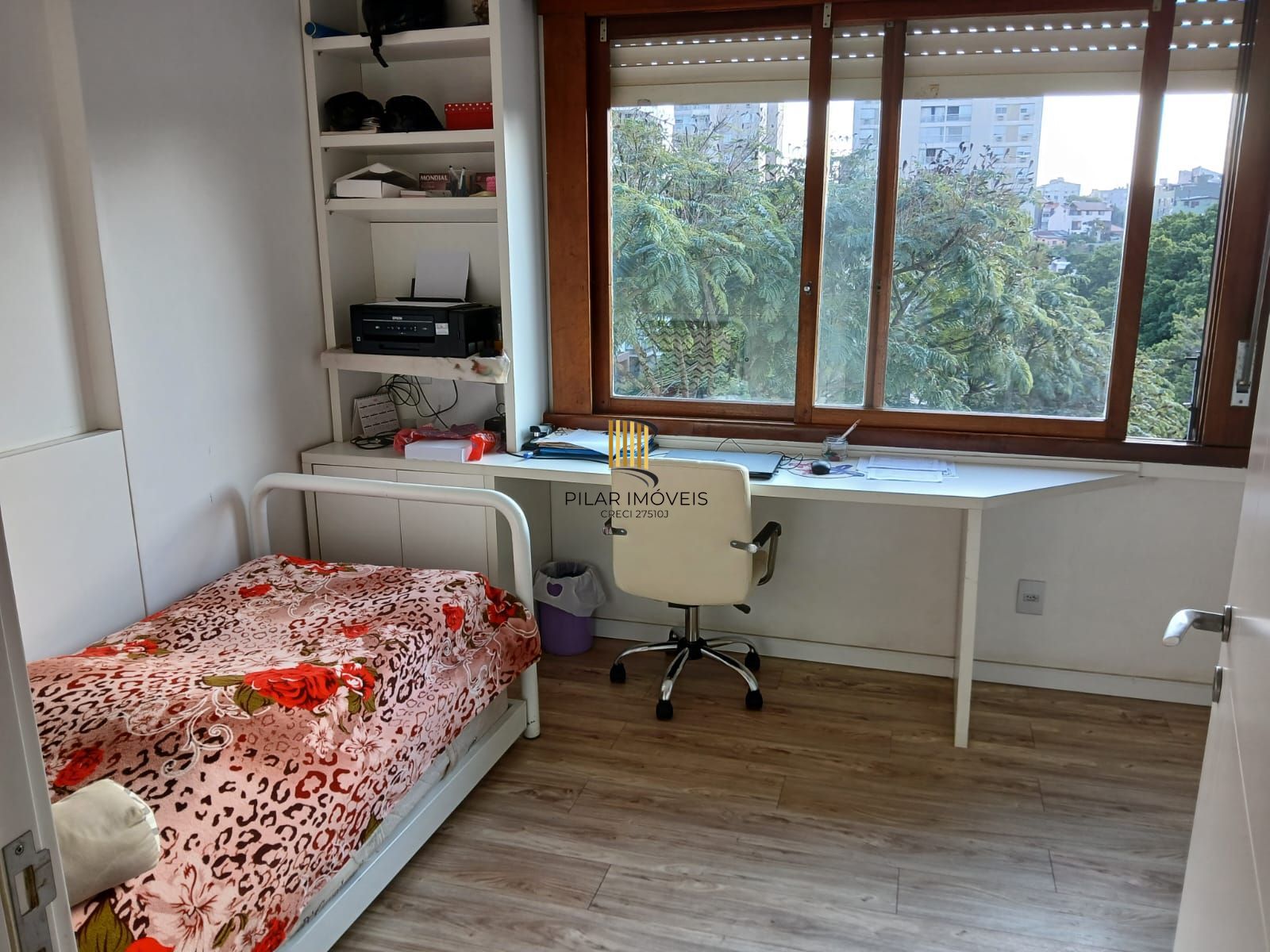 Apartamento com 3 quartos(1 suíte) e 1 vaga de garagem no Bairro Jardim Lindóia