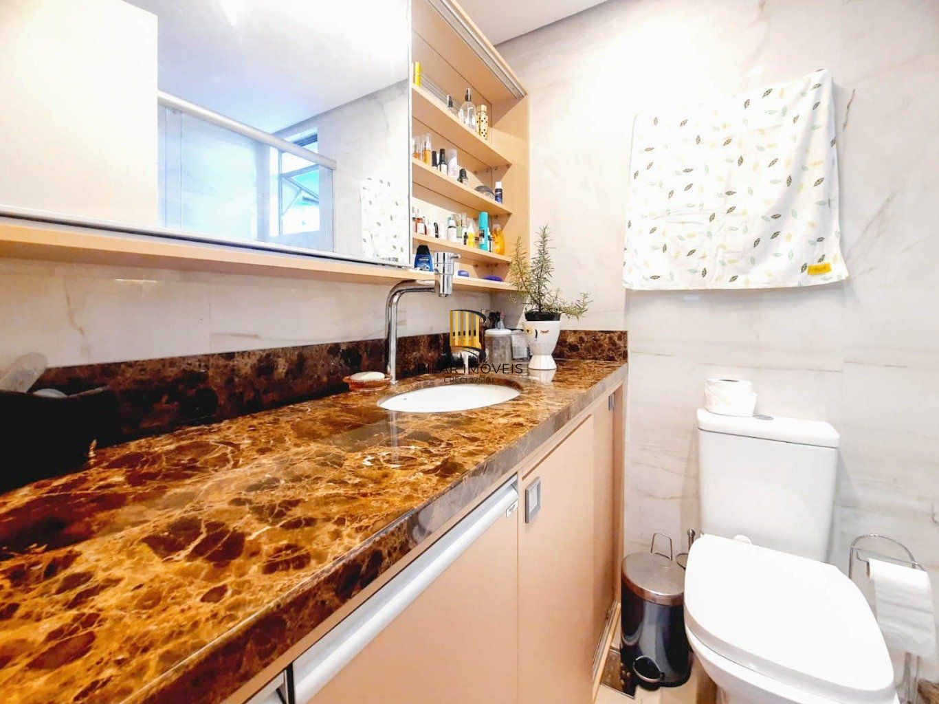 Apartamento à venda com 3 quartos 125 m² no Menino Deus