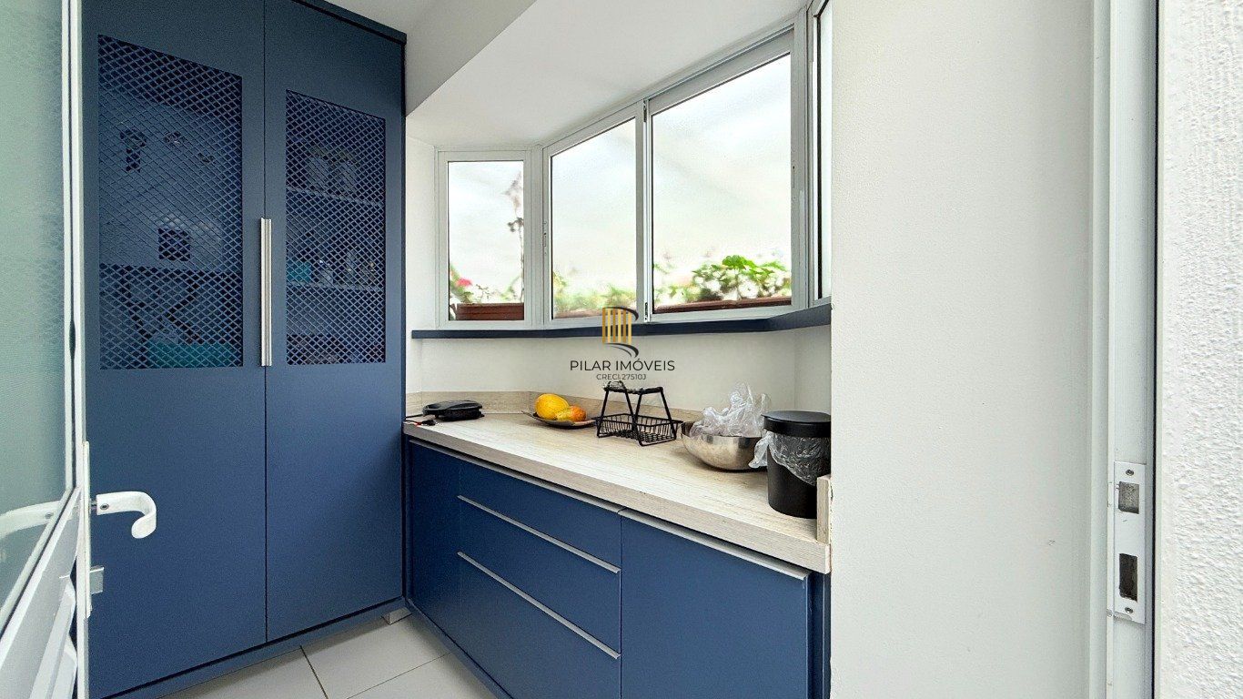 Casa em condomínio fechado com 4 dormitórios bairro Agronomia.