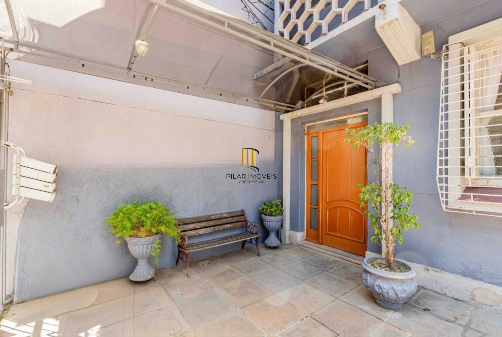 Apartamento Garden, 3 dormitórios, 1 suíte, 1 vaga, churrasqueira no bairro Santana.