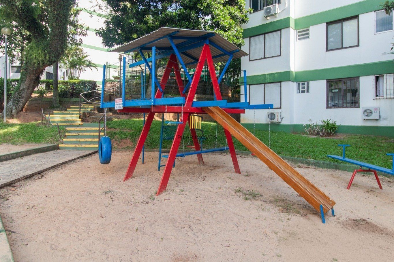 Apartamento de 1 dormitório, elevador no bairro Nonoai em  Porto Alegre.