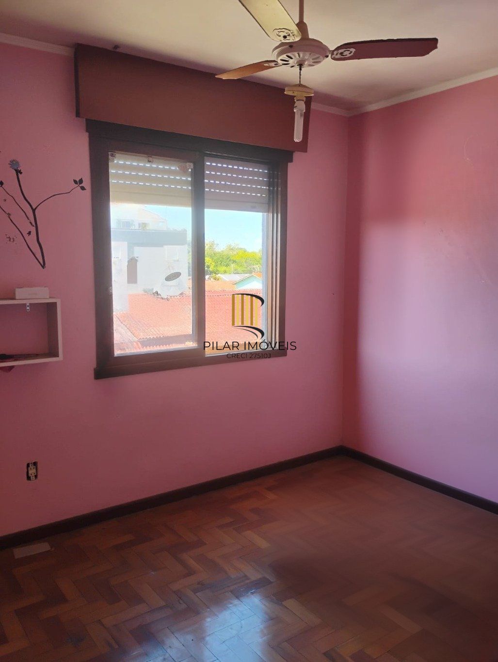 Apartamento com 3 quartos e 2 vagas de garagem no Bairro Jardim Itu/ Planalto.