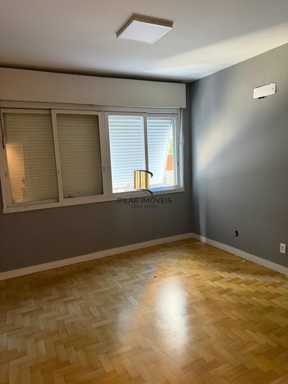 Apartamento 3 Dormitórios Reformado no Centro Histórico