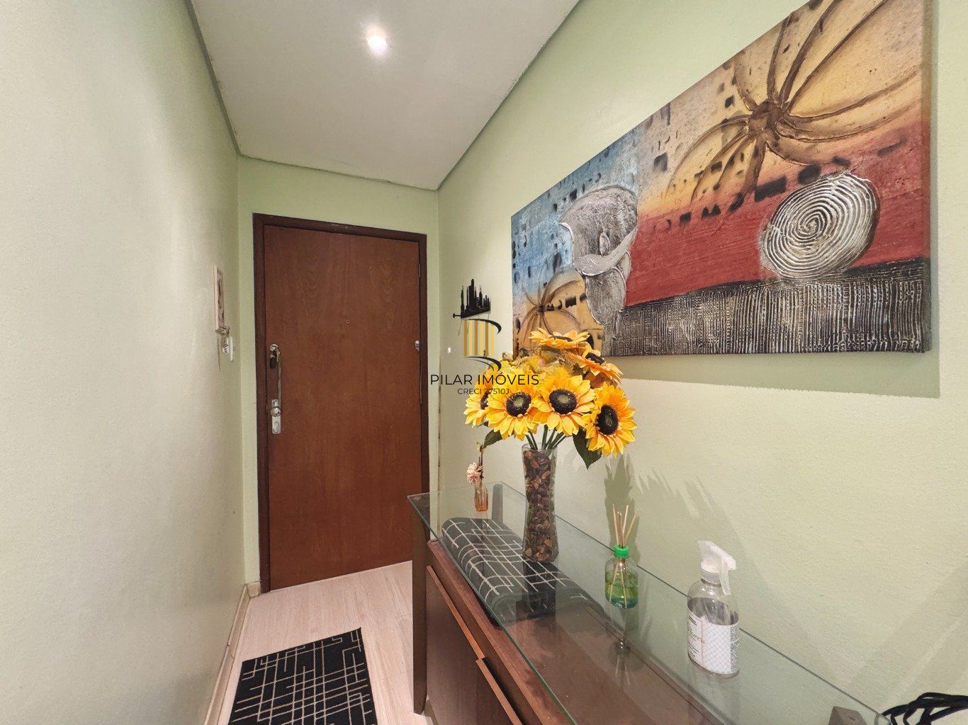 Apartamento com  2 dormitórios e com 1 vaga de garagem em Canoas.