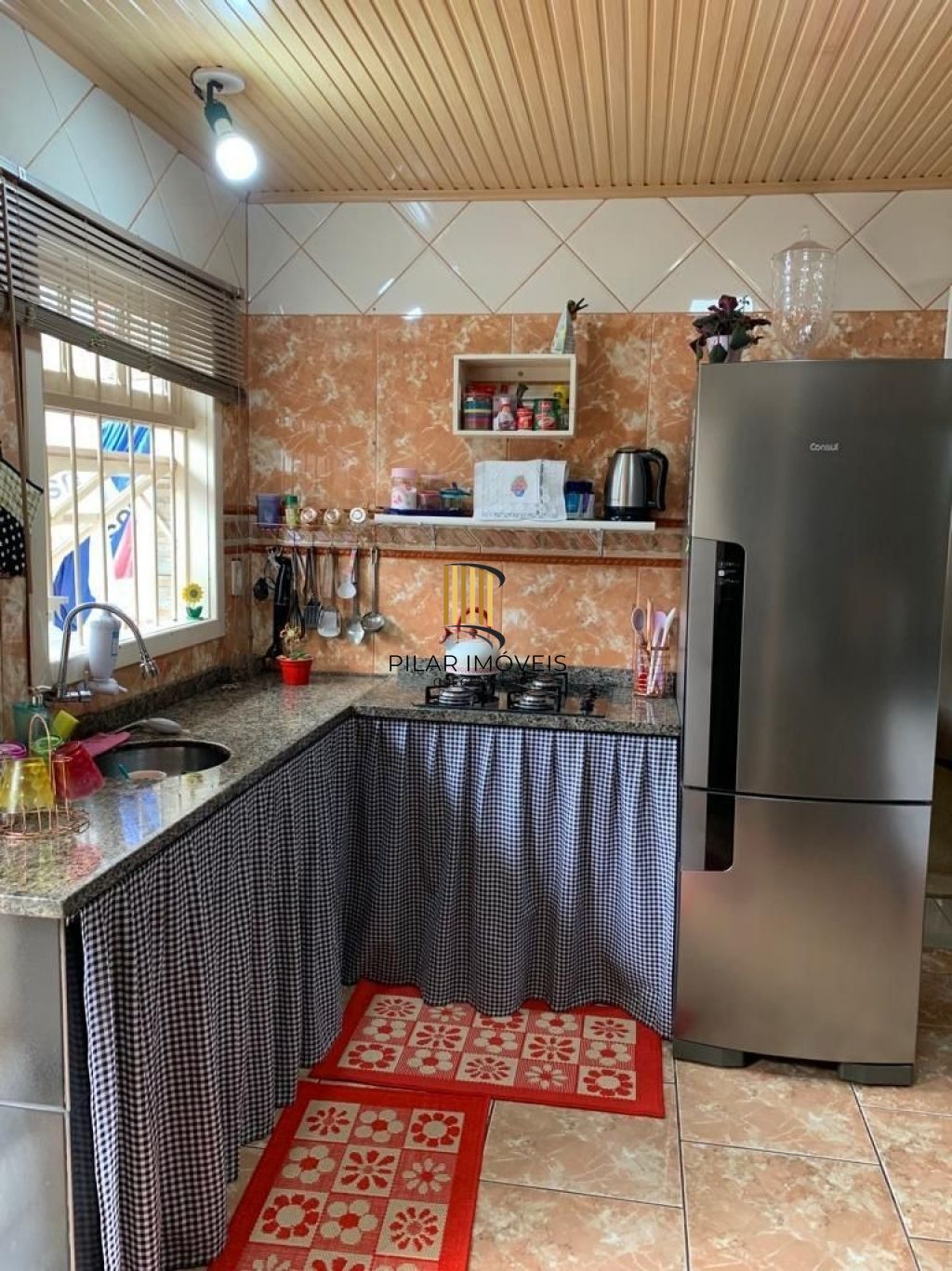 Casa de 3 dormitórios no bairro Sarandi