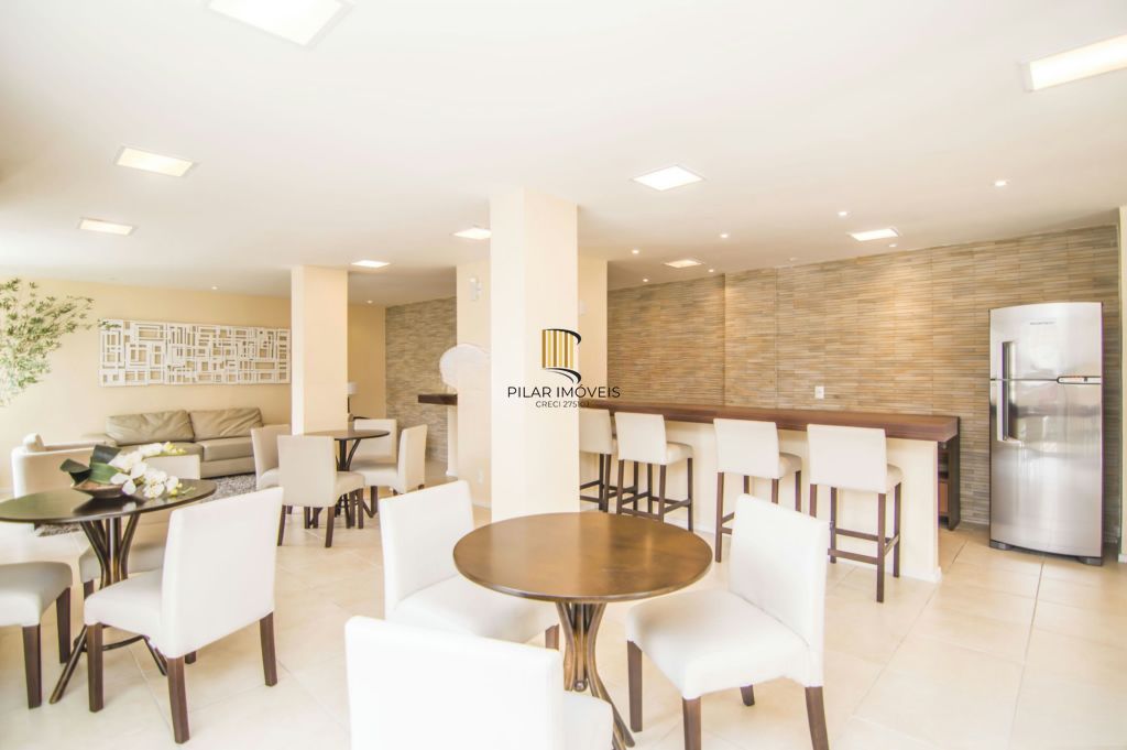 Apartamento 2 dormitórios, 1 suíte, churrasqueira, 1 vaga e elevador no Sarandi