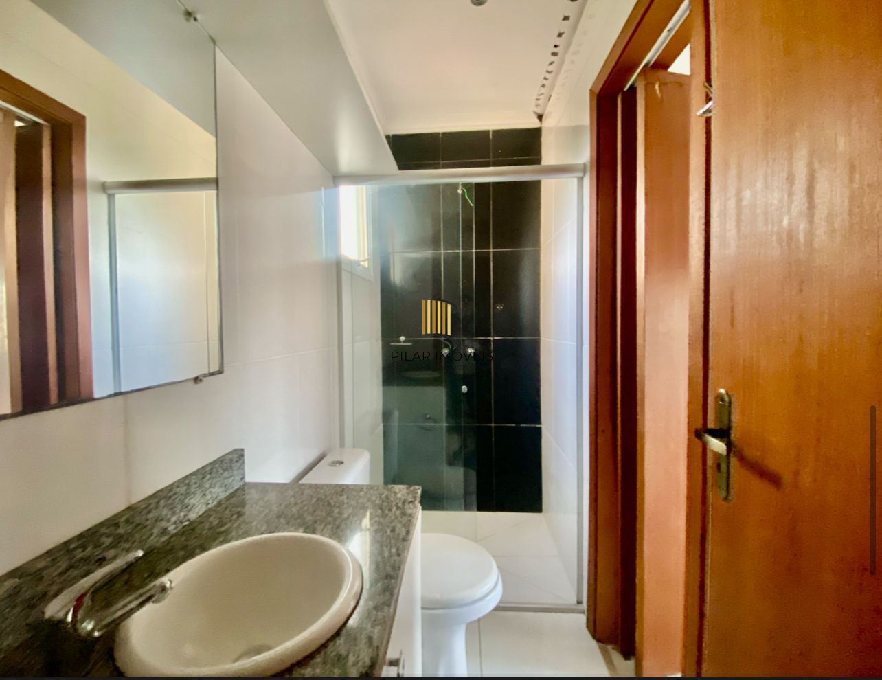 Casa em condomínio com 3 quartos 2 vagas à venda no Condomínio Encosta do Sol