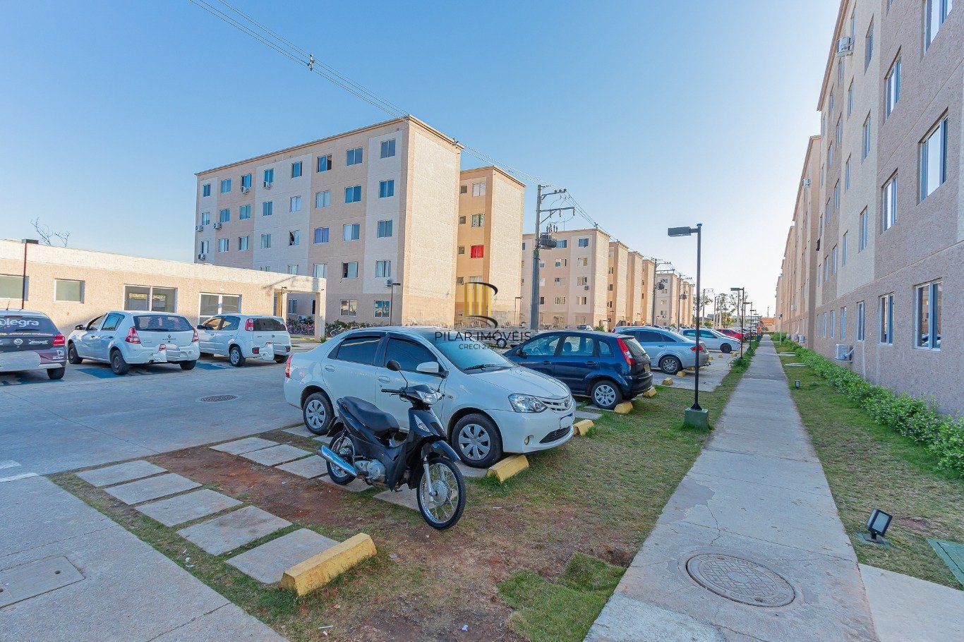 Apartamento com 2 dormitórios, com 1 vaga de garagem em Canoas.